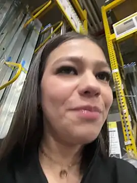 Alyshanon18 - FINGER IN ASS🥵