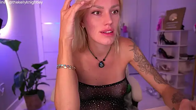 Ohbabykelly - oil belly and tits