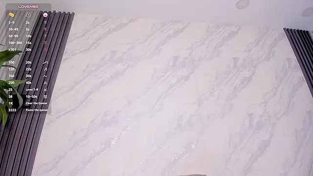 Scarlett_Rios - 💦🍒 Spit and pull my nipples