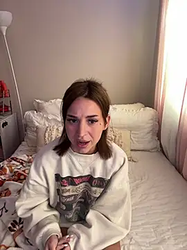 Tiffytooopretty - Happy Wednesday