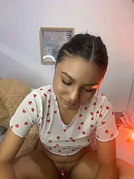 Stefa_valle - Oil on my ass and hard spanks 😈
