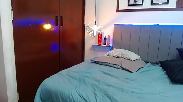 Bonny_morgan - Spank boobs x6
