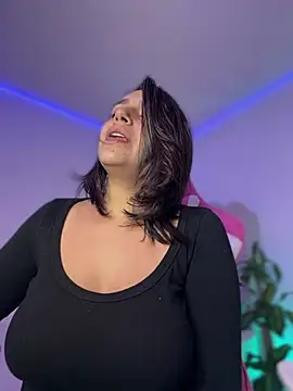 Aliciia777 - Make me vibe until wet me🔥💦