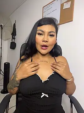 ItsEla - feel me Ela 🔥