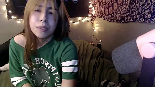 London_Ray - help me get naked for 30mins;)