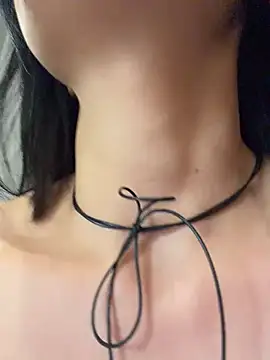 SeleneHale - Rose toy in clit while I finger my pussy
