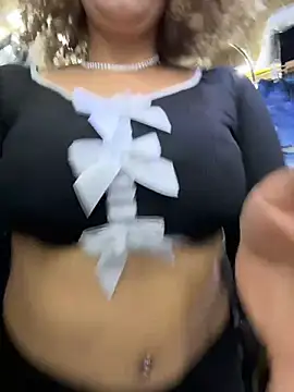 Katti_Barrera - Milk show with my friend 💦🥵