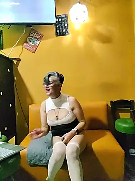 Illona71 - take off my dress