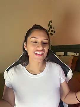 Rebbecca_ - Quitar blusa
