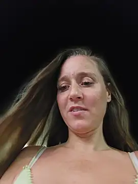 SkyelarSomer - 🤫Flash Tits 🤫 be quiet 👸they don’t kn