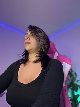 Aliciia777 - Make me vibe until wet me🔥💦