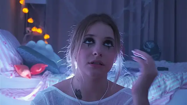 LoveSeekins - ghost moans sexy while teasing nipples