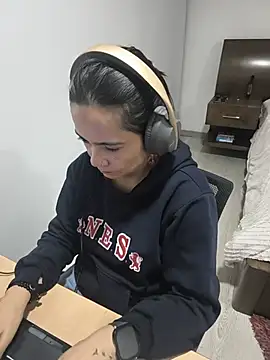 Cami_Konor