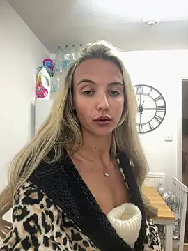Summerblue_ - Change lingerie 👀