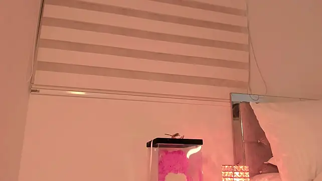 Alissonroses - Squat dildo