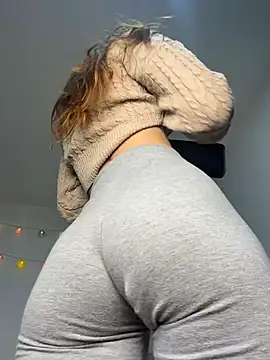 My-Nicky - SHOW ASS+CONTROLTOY 1MIN+DOGGY+OPEN ASS