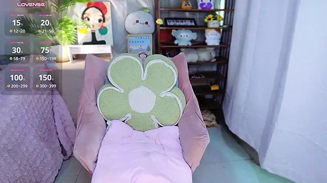 Qingxin309 - 全裸3分钟 等个哥哥接我下班