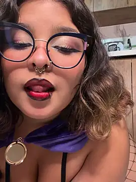 Lulu_kawaii16 - Hey guys! 🥺💜