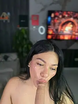 Abril10_ - Creep it real 👻 Pussy closeup