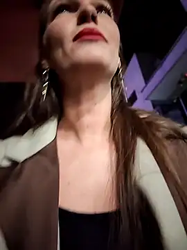 Karlacasada - Peitos 😏