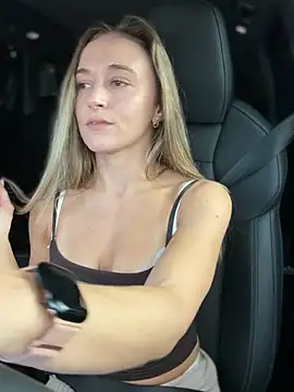 Lunagirl13 - Take my pants off & bend over 4 u🤭😈🍑