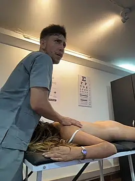 Luke_and_Liah - to lick the patient’s vagina