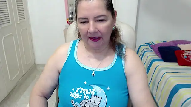 Leonela_69 - mommy is horny come play with me