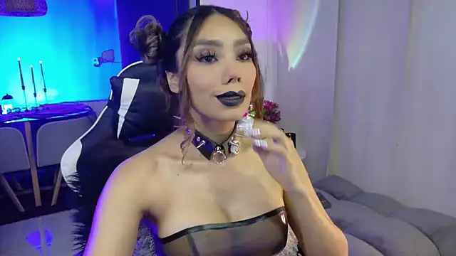 Chaiiro - WORSHIP YOUR GODDESS IN LATEX♠️😏