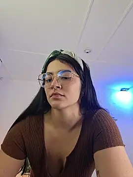 Lia_flowers - PLAY TEASING TITS MAKE ME WET