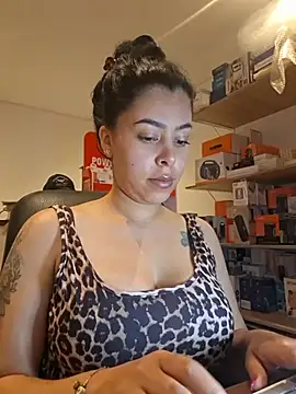Luianna - Turn me on 💦😈😈