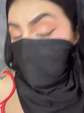 Zharaaa18 - Slowly touch my vagina without panties🌸