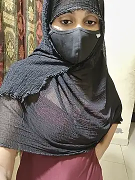 Hot_Saraa04 - Boobs show