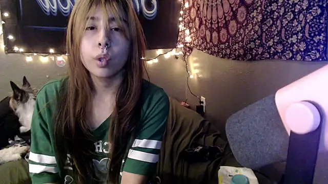 London_Ray - help me get naked for 30mins;)