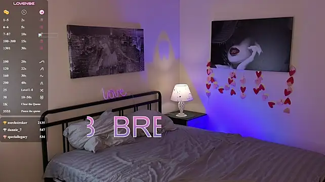 Barbara_Little - Doggy Masturbate (close up)