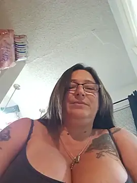 Angelbaby1998 - lets get u wet angel