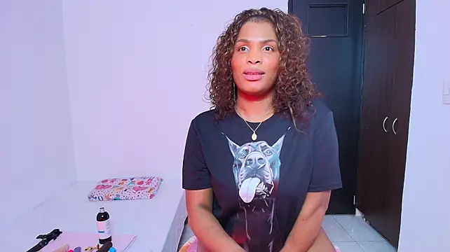 AuroraBrow2 - Fuck my tight pussy