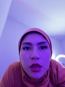 Darsha_Khemu - SQUIRT IN THE GARAGE