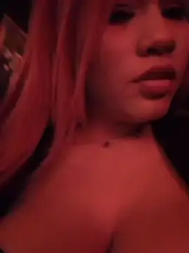 KaseyRosse - suck my nipples