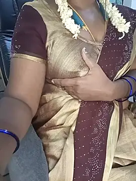 Tamil-hotwife - Ass show