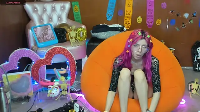 Skinygirl - play bby nude