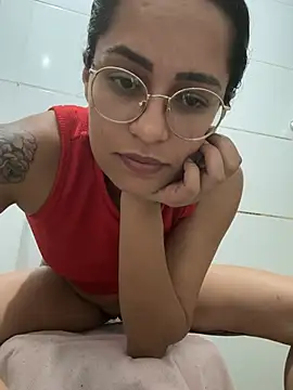 Saffadinhaa - 🍑 PLUG TEASE