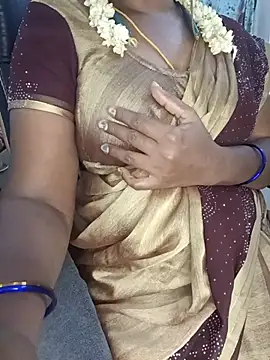 Tamil-hotwife - Ass show