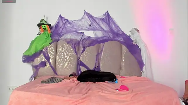 Aylah_beckman - Bounce my ass x spanks ass x4🔥🫦