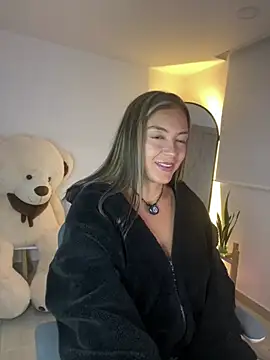 MiaGlowVelvet - Spank ass