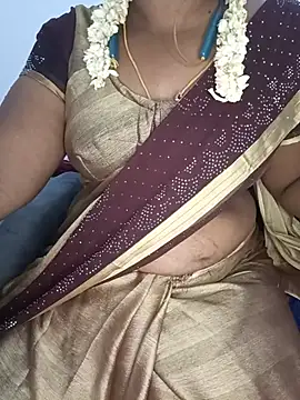 Tamil-hotwife - Ass show