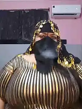 Egypt_monmon - صناعي في كسي