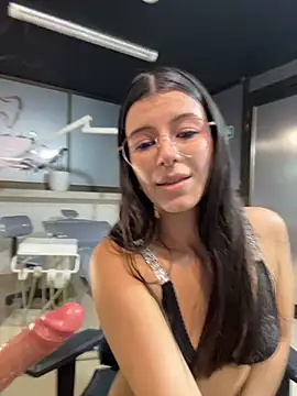 Iris_cuteface - Pussy clouse up 😍💦