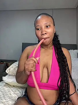 DrippinCaramelCutie