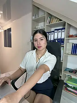 VAL_PRINCESS - Naughty secretary masturbates 🔥