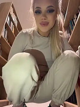 AlyssaFoxx_ - Spank Naked Pussy x3❌